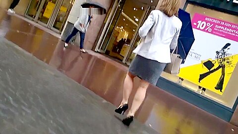 Sexy MILF with heels walking | watch  HD candid camera porn video for free