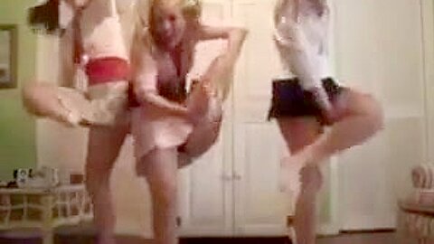 Dancing college girl | watch  HD candid camera porn movie for free