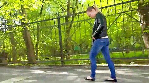 Looking at the wriggling ass | watch  HD spy cam xxx movie for free