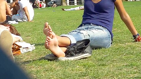 Soles Voyer in Park | watch  HD candid cam sex video for free