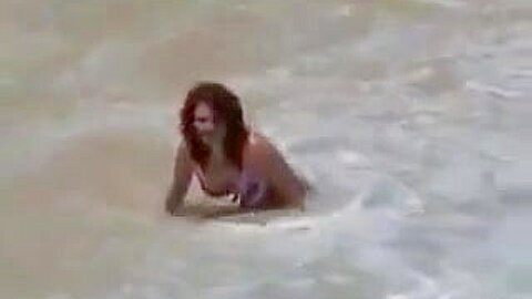 RAK amputeeJoy splashing | watch  HD candid camera porn movie for free