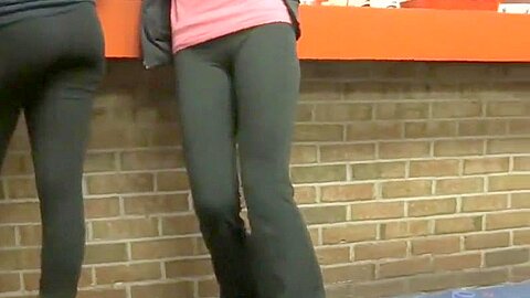 Roller skating girl with a hot body | watch  HD hidden camera porn movie for free