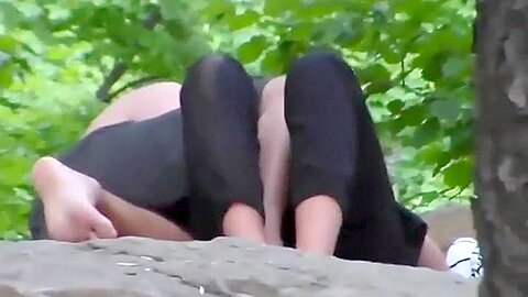 Kissing and fingering in the park | watch  HD voyeur cam sex movie for free