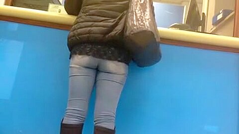 Bel culetto in pizzeria | watch  HD hidden camera porn movie for free