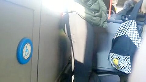 Legginsarsch im Bus | watch  HD candid cam porn video for free