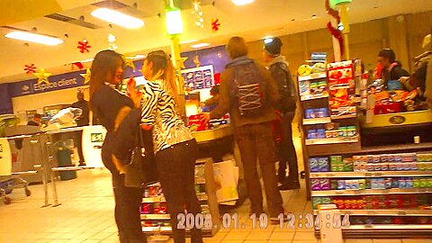 VOYEUR (fake) DEUX BEURETTE | watch  HD hidden camera sex movie for free