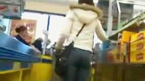 Um tarado e uma bunda gostosa | watch  HD hidden camera sex video for free