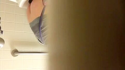 Quick bathroom spy | watch  HD hidden cam porn movie for free