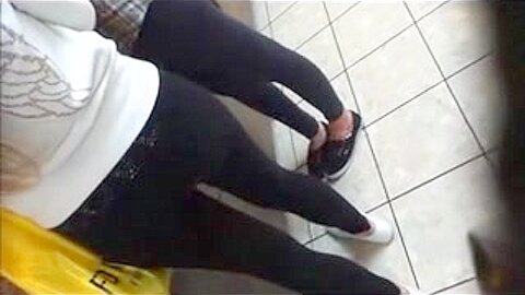 Amateur Ass at the McD in the food court | watch  HD candid cam xxx video for free