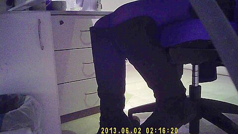 Young secretary learning how to show legs sexy (18+) | watch  HD candid camera sex movie for free