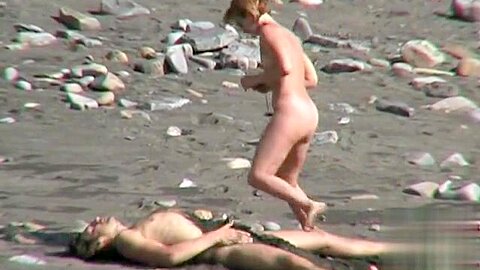 Nude Beach. Voyeur (fake) Video 175 | watch  HD candid camera porn video for free