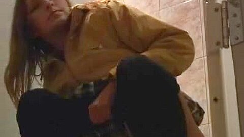 pipi_r.wmv | watch  HD hidden cam porn video for free