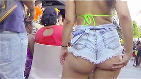 QUATRO BOOTY ASS | watch  HD candid cam sex movie for free
