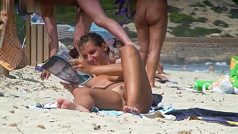 Voyeur (fake) HD Beach Video N 87 | watch  HD voyeur cam sex movie for free