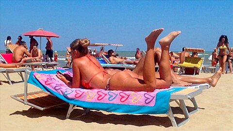 Round tan arse on the beach | watch  HD candid camera sex movie for free