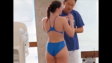 Hot Diver's Booty | watch  HD candid camera sex movie for free