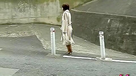 Hot ass shone underneath her coat in this sharking video | watch  HD candid camera porn video for free