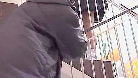 Great sharking vid of amateur pretty tramp in the middle of it | watch  HD candid cam xxx movie for free